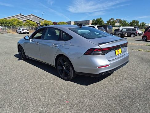 Used 2023 Honda Accord Sport image 5