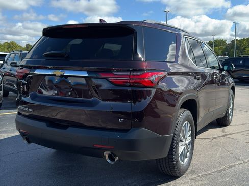 Used 2023 Chevrolet Traverse LT w/ LPO, Floor Liner Package image 5