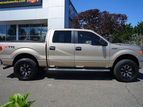 Used 2011 Ford F150 XLT w/ XTR Pkg AWD/4WD image 7