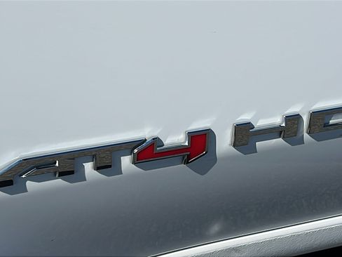 Certified 2025 GMC Sierra 2500 AT4 AWD/4WD image 13