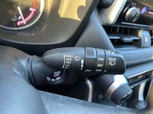 Certified 2025 Toyota RAV4 XLE w/ Convenience Package FWD image 22