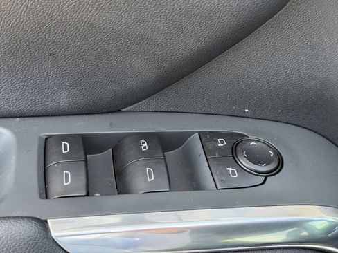 New 2026 Chevrolet Traverse LT w/ Driver Confidence Package FWD image 21