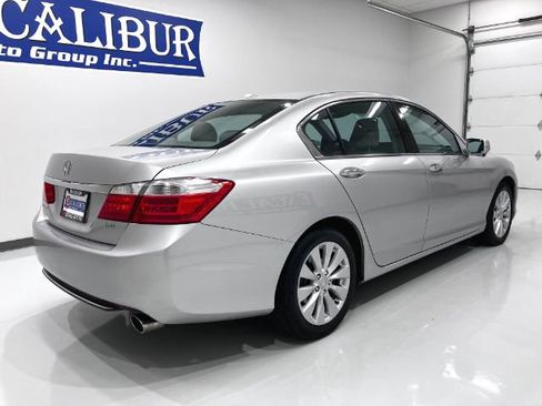 Used 2015 Honda Accord EX-L image 18