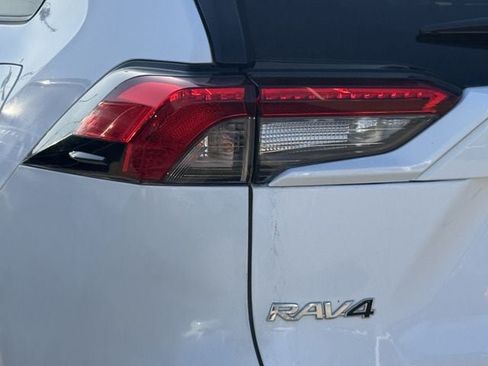 Used 2025 Toyota RAV4 XLE FWD image 6