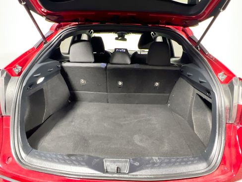 Used 2021 Toyota C-HR XLE image 34