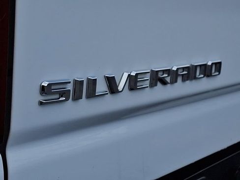 Used 2024 Chevrolet Silverado 2500 LT AWD/4WD image 29