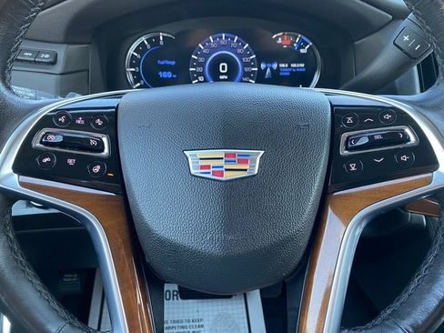 Used 2020 Cadillac Escalade Luxury AWD/4WD image 31
