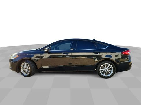 Used 2020 Ford Fusion SE image 5