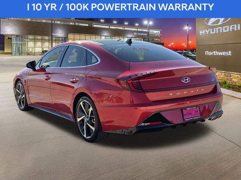 Used 2021 Hyundai Sonata SEL Plus w/ Tech Package image 9