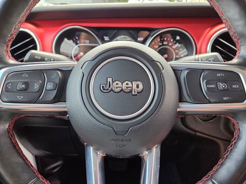 Used 2022 Jeep Gladiator Rubicon w/ Cold Weather Group AWD/4WD image 30