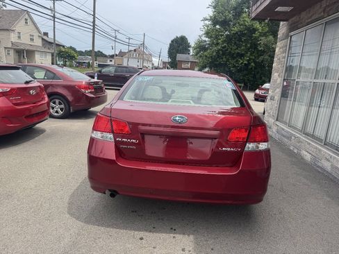Used 2013 Subaru Legacy 2.5i AWD/4WD image 4