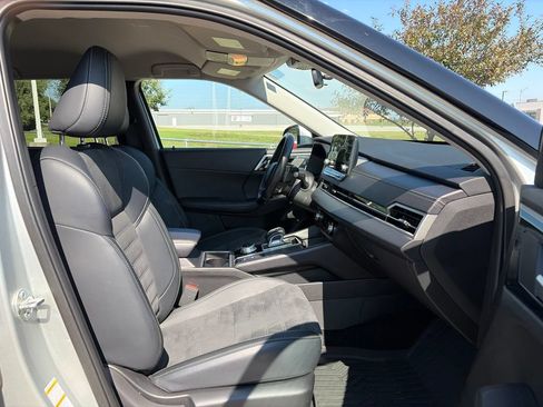 Used 2024 Mitsubishi Outlander SE FWD image 25