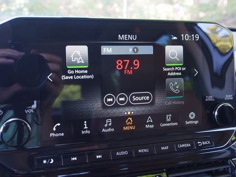 Used 2024 Nissan Pathfinder Platinum w/ Cargo Package FWD image 31