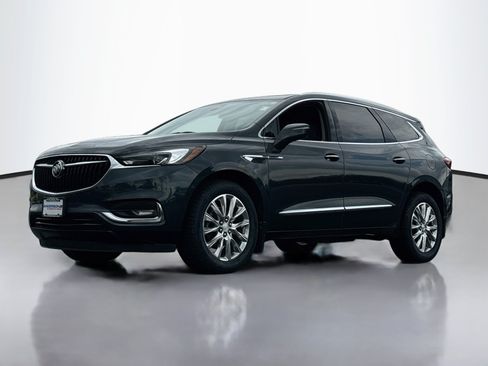 Used 2020 Buick Enclave Premium w/ Sun and Sites Package AWD/4WD image 3