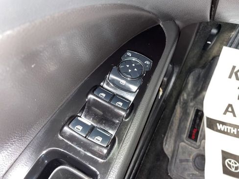 Used 2014 Ford Fusion SE w/ Equipment Group 202A image 21