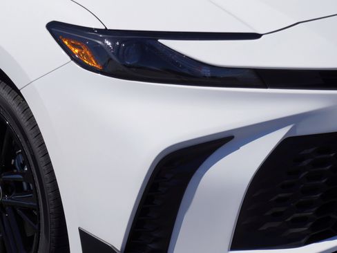 New 2026 Toyota Camry SE image 3