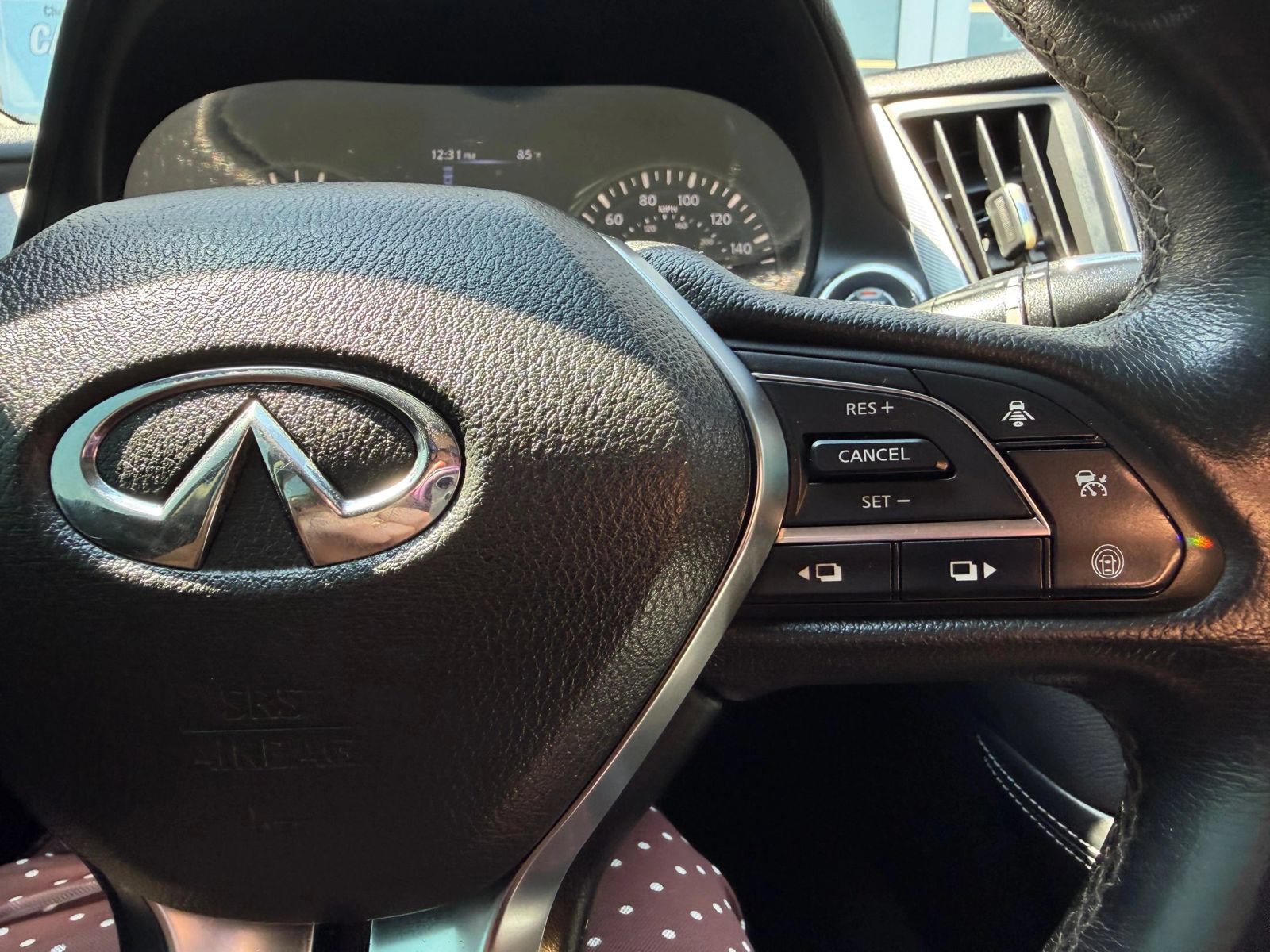 Used 2021 INFINITI Q50 Luxe RWD image 16