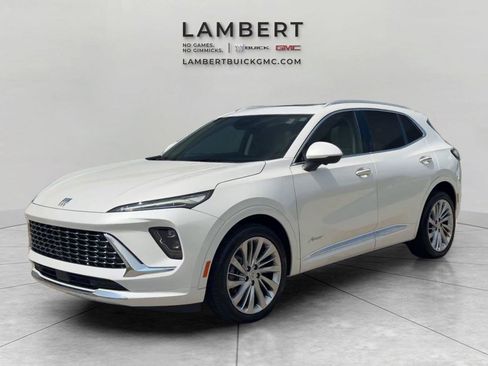 Used 2025 Buick Envision Avenir AWD/4WD image 1