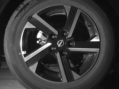 Used 2025 Nissan Sentra SV image 15