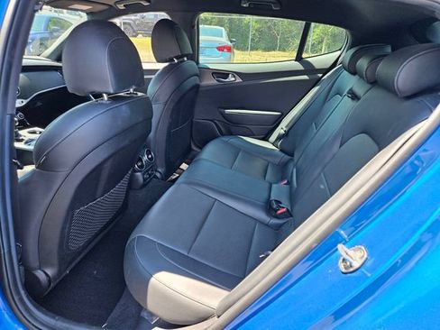 Used 2021 Kia Stinger GT RWD image 10