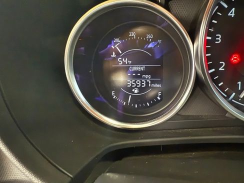 Used 2016 MAZDA MX-5 Miata Grand Touring image 4