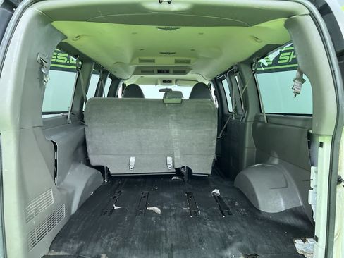 Used 2013 Chevrolet Express 2500 LT w/ LT Preferred Equipment Group RWD image 25