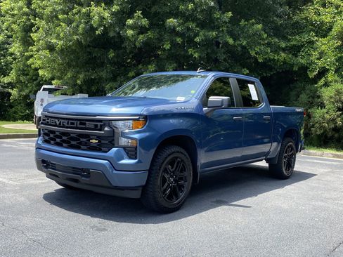 Used 2024 Chevrolet Silverado 1500 Custom AWD/4WD image 5