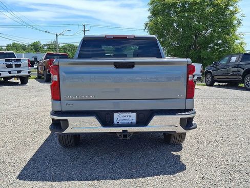 Used 2023 Chevrolet Silverado 1500 LT AWD/4WD image 8