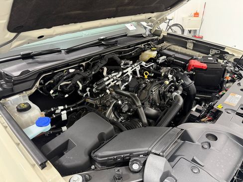 Used 2025 Ford Ranger XLT w/ FX4 Off-Road Package image 70