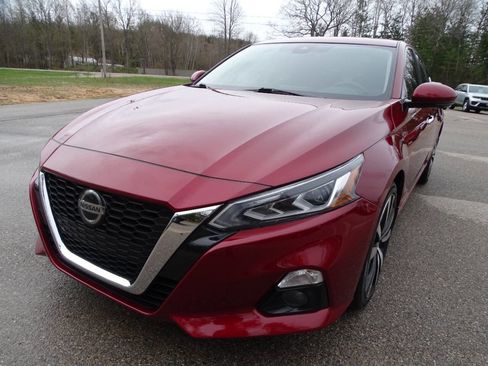 Used 2020 Nissan Altima 2.5 Platinum AWD/4WD image 7