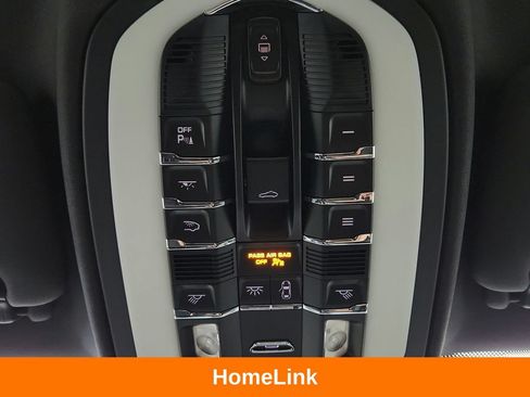 Used 2017 Porsche Cayenne S AWD/4WD image 21