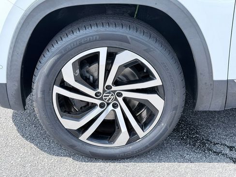 Used 2021 Volkswagen Atlas SEL Premium AWD/4WD image 36