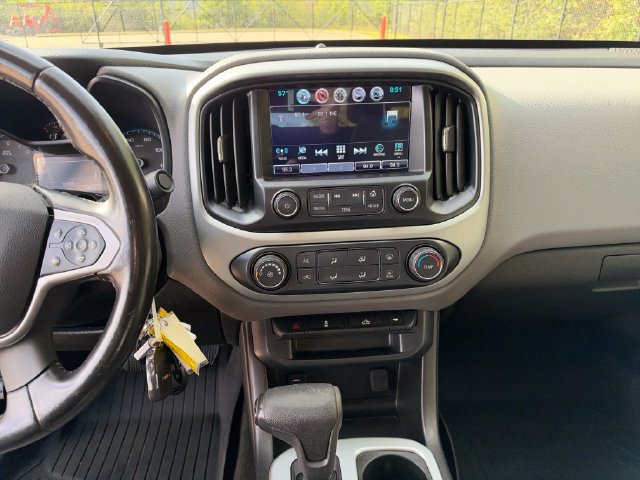 Used 2018 Chevrolet Colorado LT w/ LT Convenience Package RWD image 20