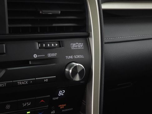 Used 2016 Lexus RX 350 w/ Luxury Package image 34