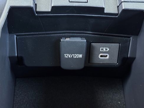 Used 2025 Toyota Corolla LE FWD image 29