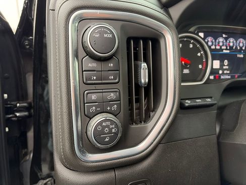 Used 2022 Chevrolet Silverado 3500 High Country w/ Z71 Off-Road Package AWD/4WD image 19