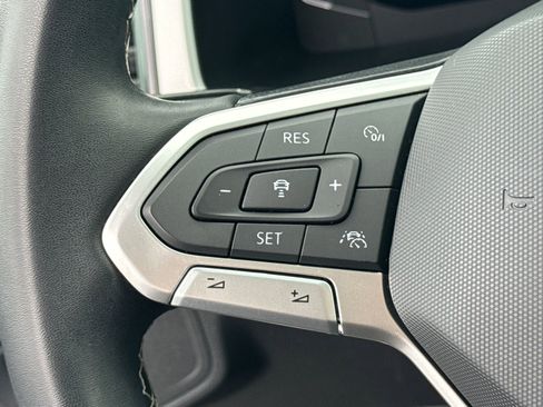 Certified 2023 Volkswagen Atlas SEL image 32