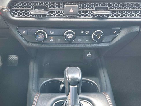 Used 2024 Honda HR-V Sport image 18