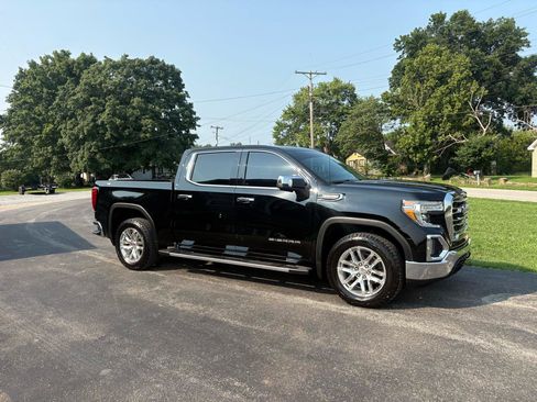 Used 2019 GMC Sierra 1500 SLT w/ SLT Premium Plus Package AWD/4WD image 32