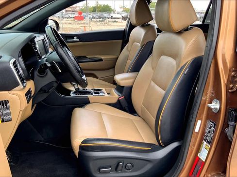 Used 2018 Kia Sportage SX image 8