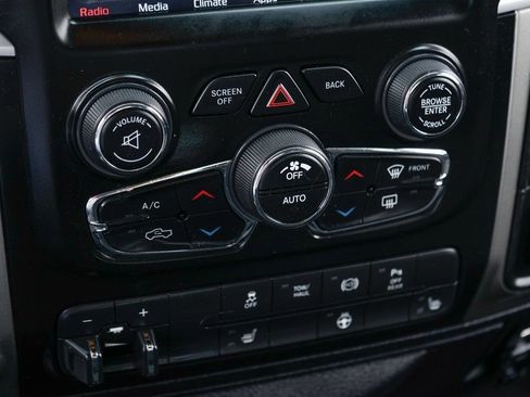 Used 2018 RAM 2500 Big Horn image 29