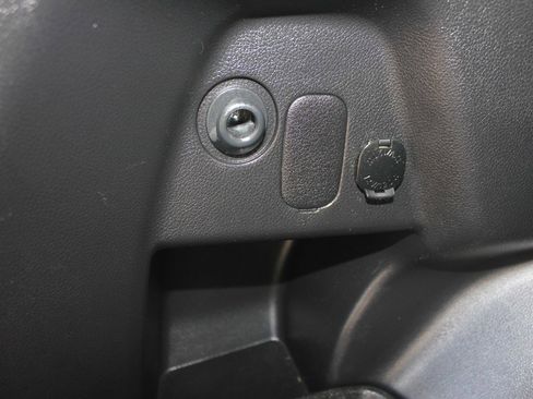 Used 2014 Subaru Forester 2.5i Limited w/ Popular Package #2 image 45