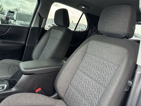 Used 2023 Chevrolet Equinox LT image 14