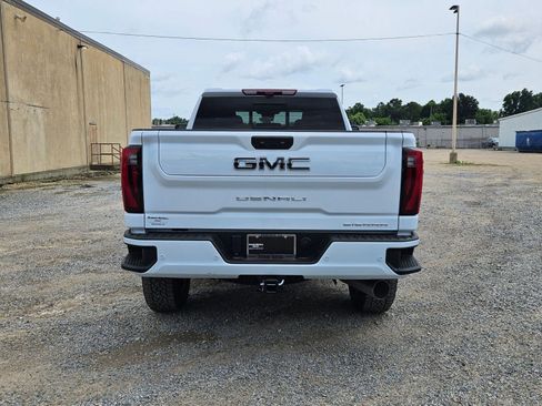 New 2026 GMC Sierra 2500 Denali Ultimate AWD/4WD image 5