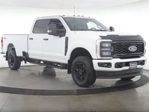 Used 2025 Ford F350 XL w/ STX Appearance Package AWD/4WD image 2