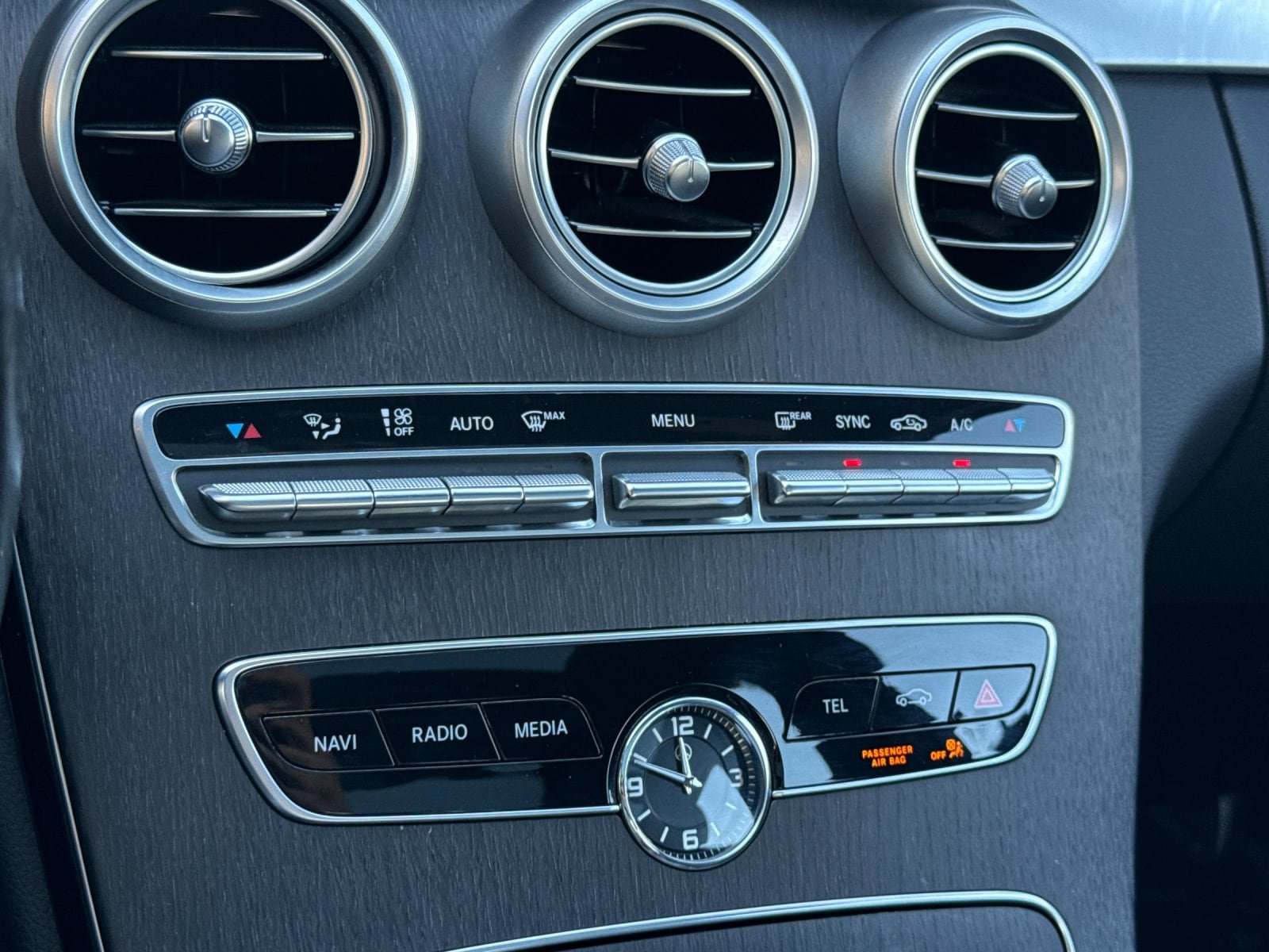 Used 2020 Mercedes-Benz C 300 Sedan image 19