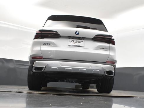 New 2026 BMW X5 sDrive40i w/ Climate Comfort Package image 41