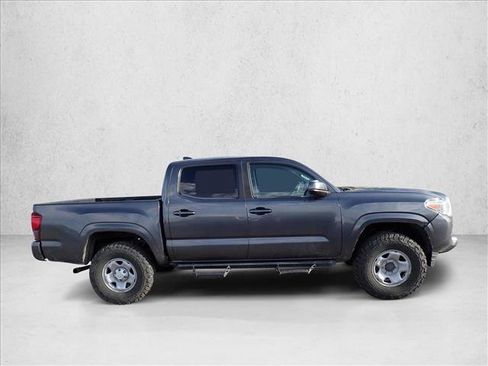 Used 2019 Toyota Tacoma SR AWD/4WD image 12