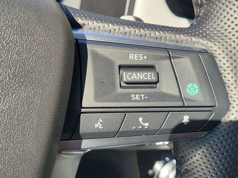 New 2026 Mitsubishi Outlander SE image 27