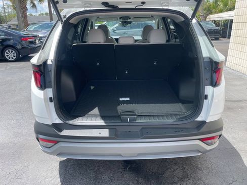 Used 2026 Hyundai Tucson SEL FWD image 5